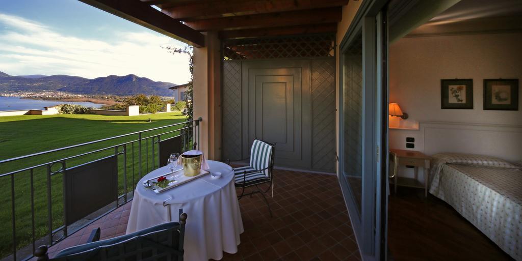 Double or Twin Room withTerrace Lake View,1598395443:JPEG